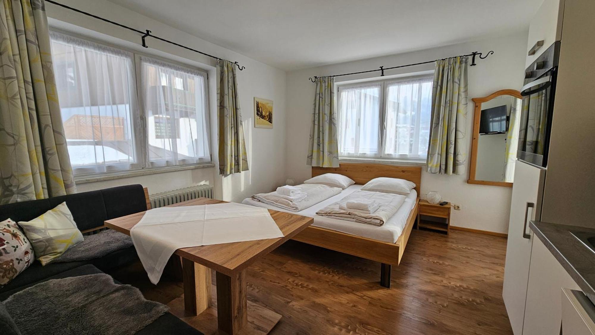 Haus Schiwelt Appartement Kirchberg in Tirol Buitenkant foto